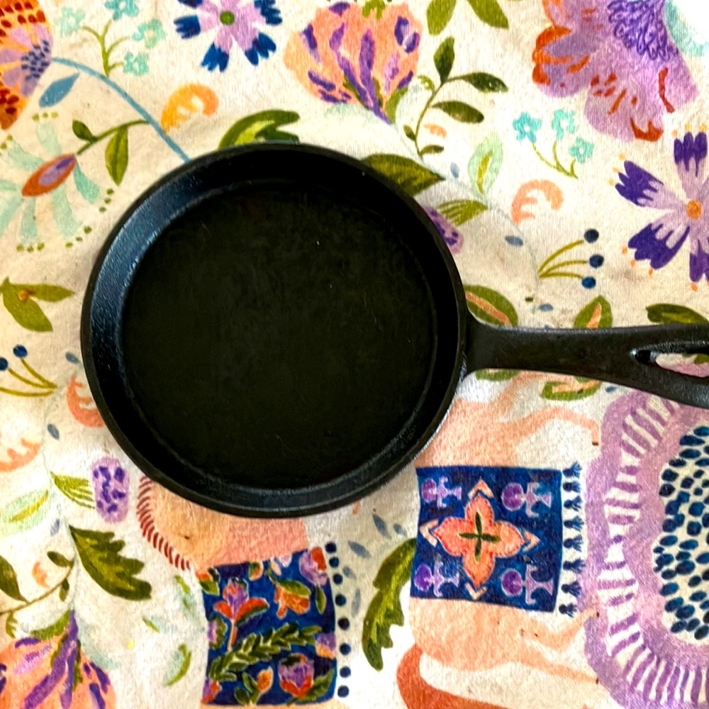 Mini Cast Iron Skillet